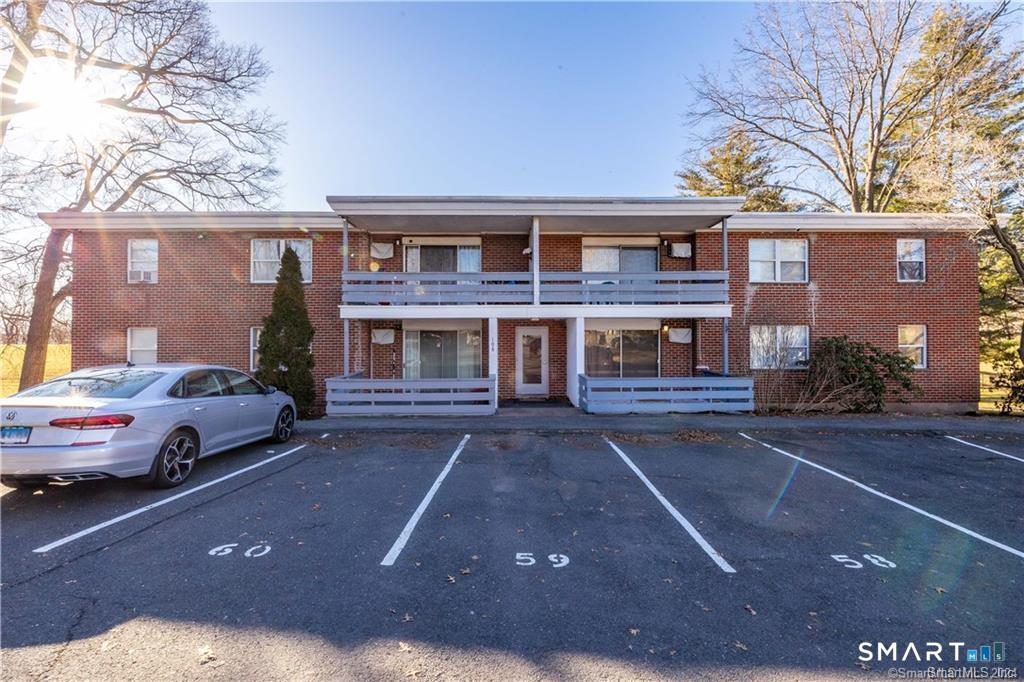108 Oakwood Avenue West Hartford CT 06119