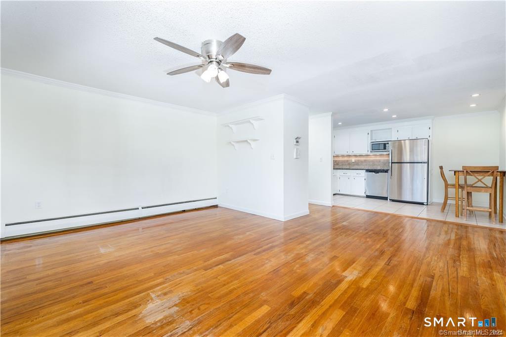 108 Oakwood Avenue West Hartford CT 06119