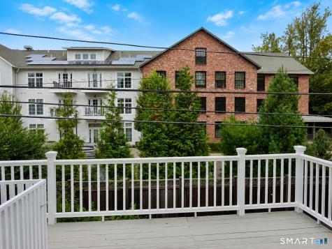 245 Unquowa Road Fairfield CT 06824