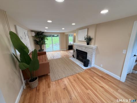 20 Hydelor Avenue Prospect CT 06712