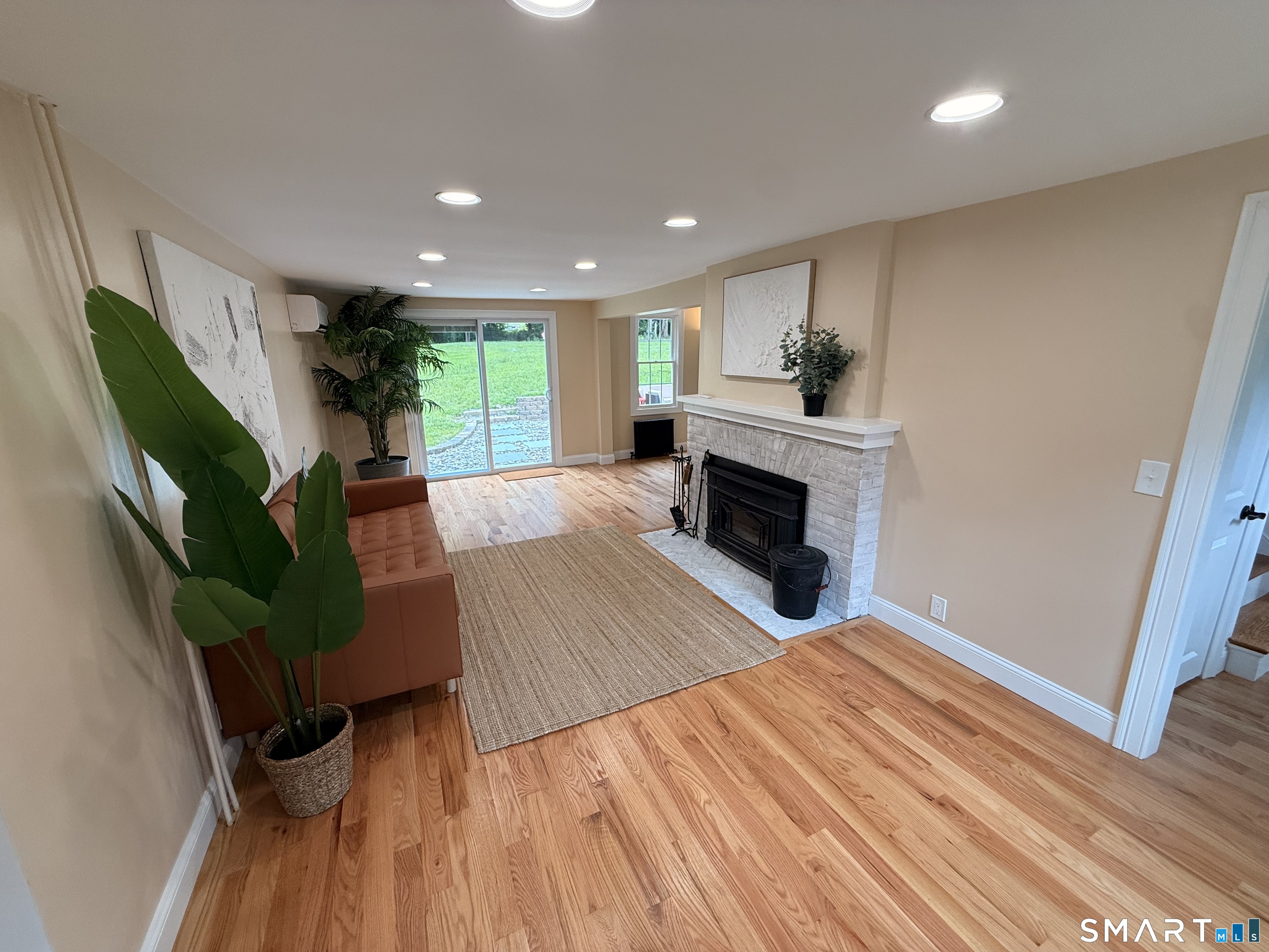 20 Hydelor Avenue Prospect CT 06712