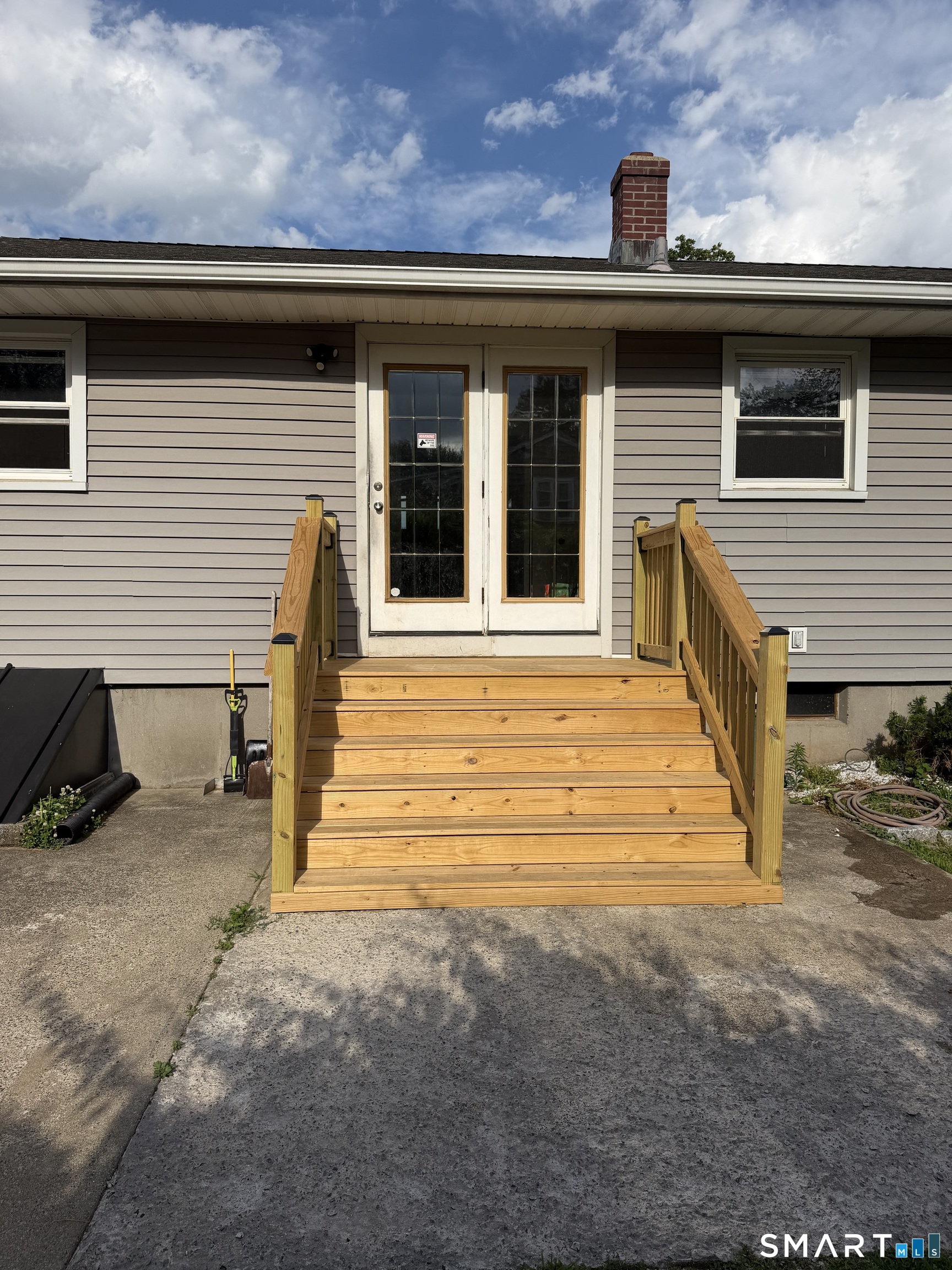 7 Cross Street Plainville CT 06062