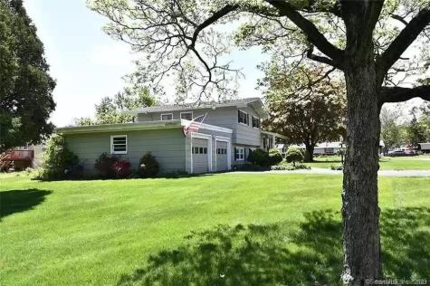 21 Mcdermott Circle Hamden CT 06518