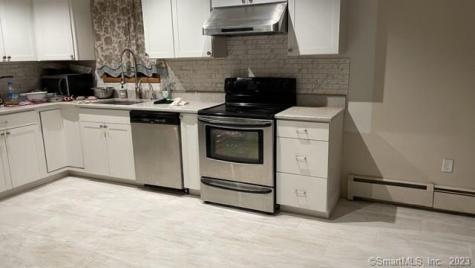 21 Mcdermott Circle Hamden CT 06518