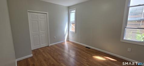 279 Captain Thomas Boulevard West Haven CT 06516