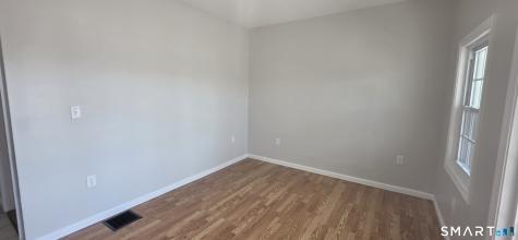 279 Captain Thomas Boulevard West Haven CT 06516