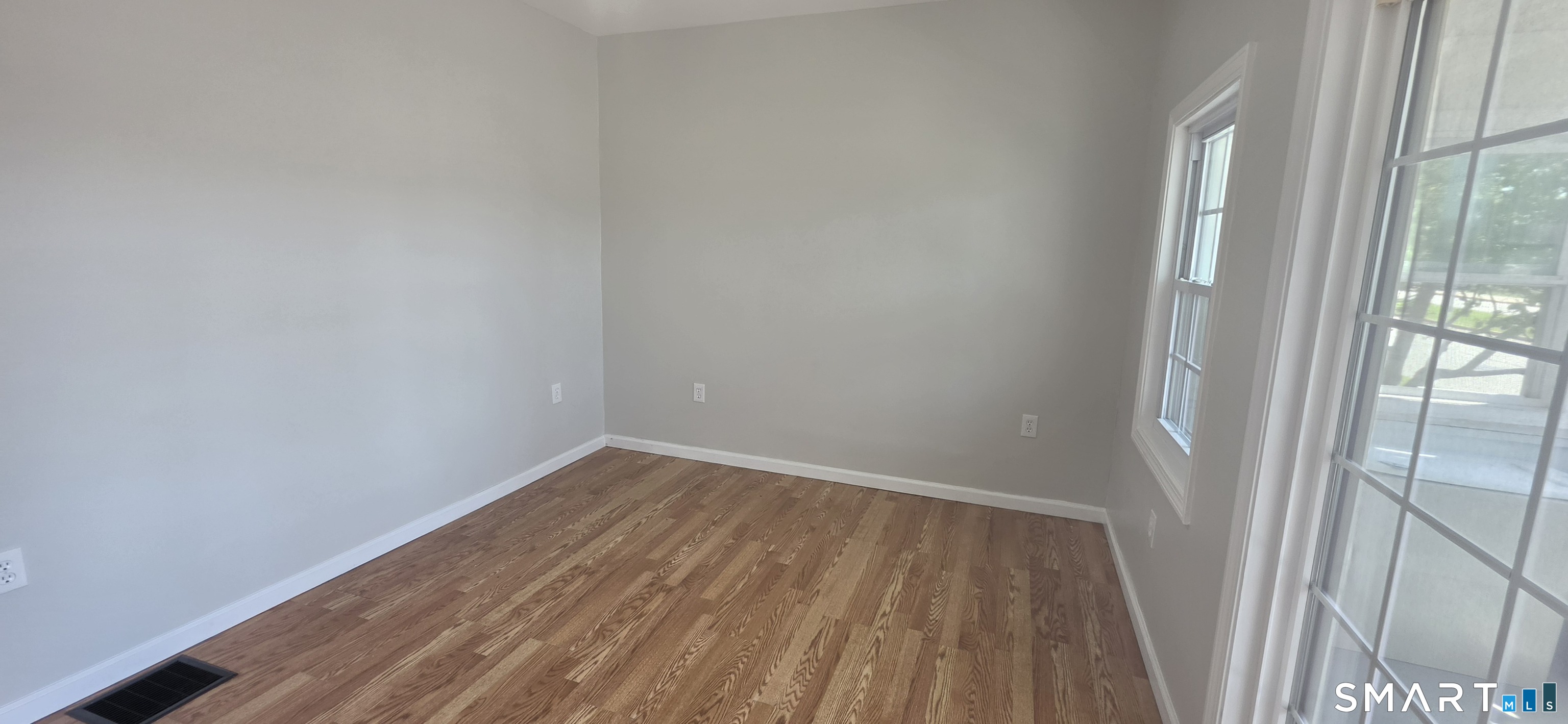 279 Captain Thomas Boulevard West Haven CT 06516