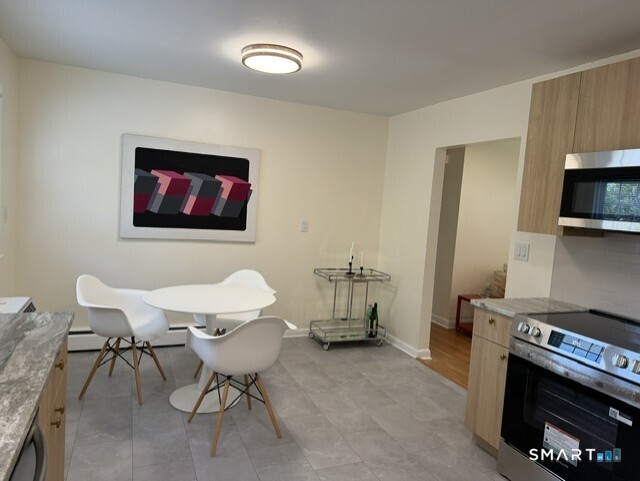 949 Hopmeadow Street Simsbury CT 06070