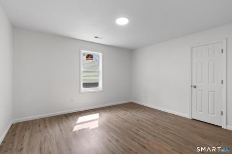 16 Arch Street Waterbury CT 06710