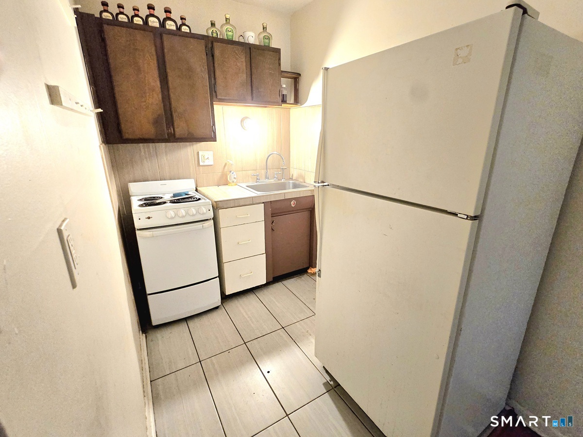 148 Sisson Street East Hartford CT 06118