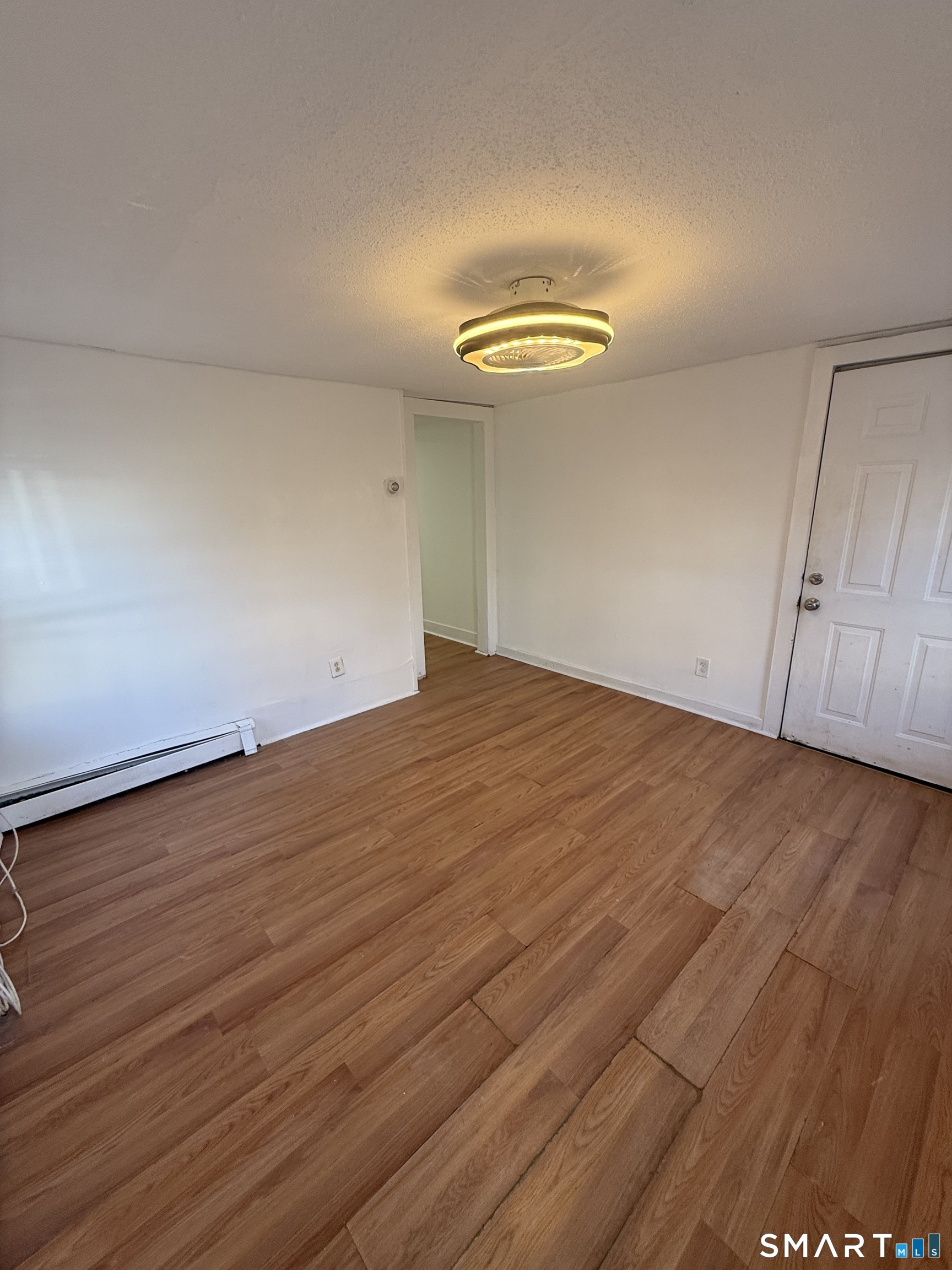 172 Dekalb Avenue Bridgeport CT 06607