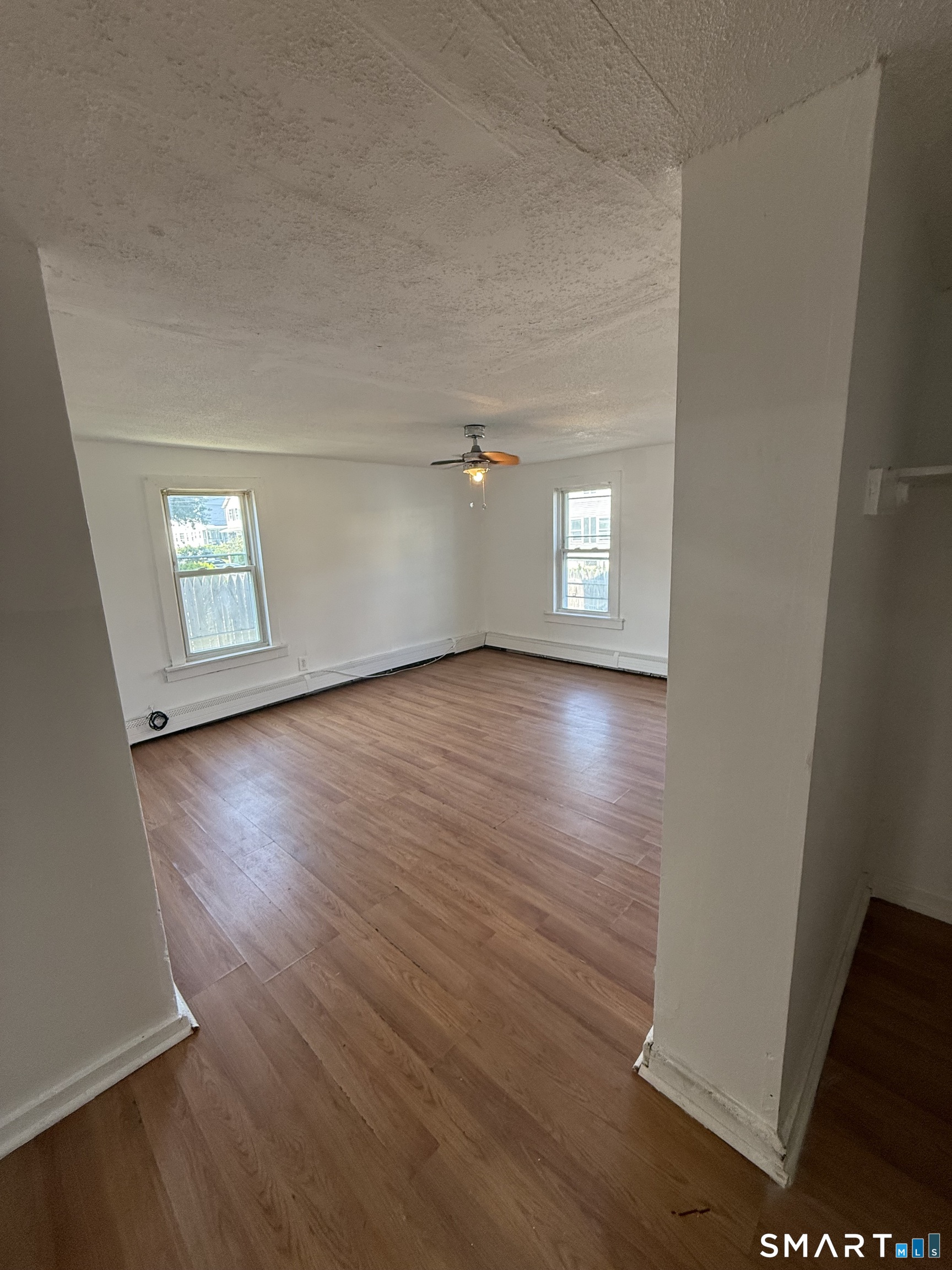 172 Dekalb Avenue Bridgeport CT 06607