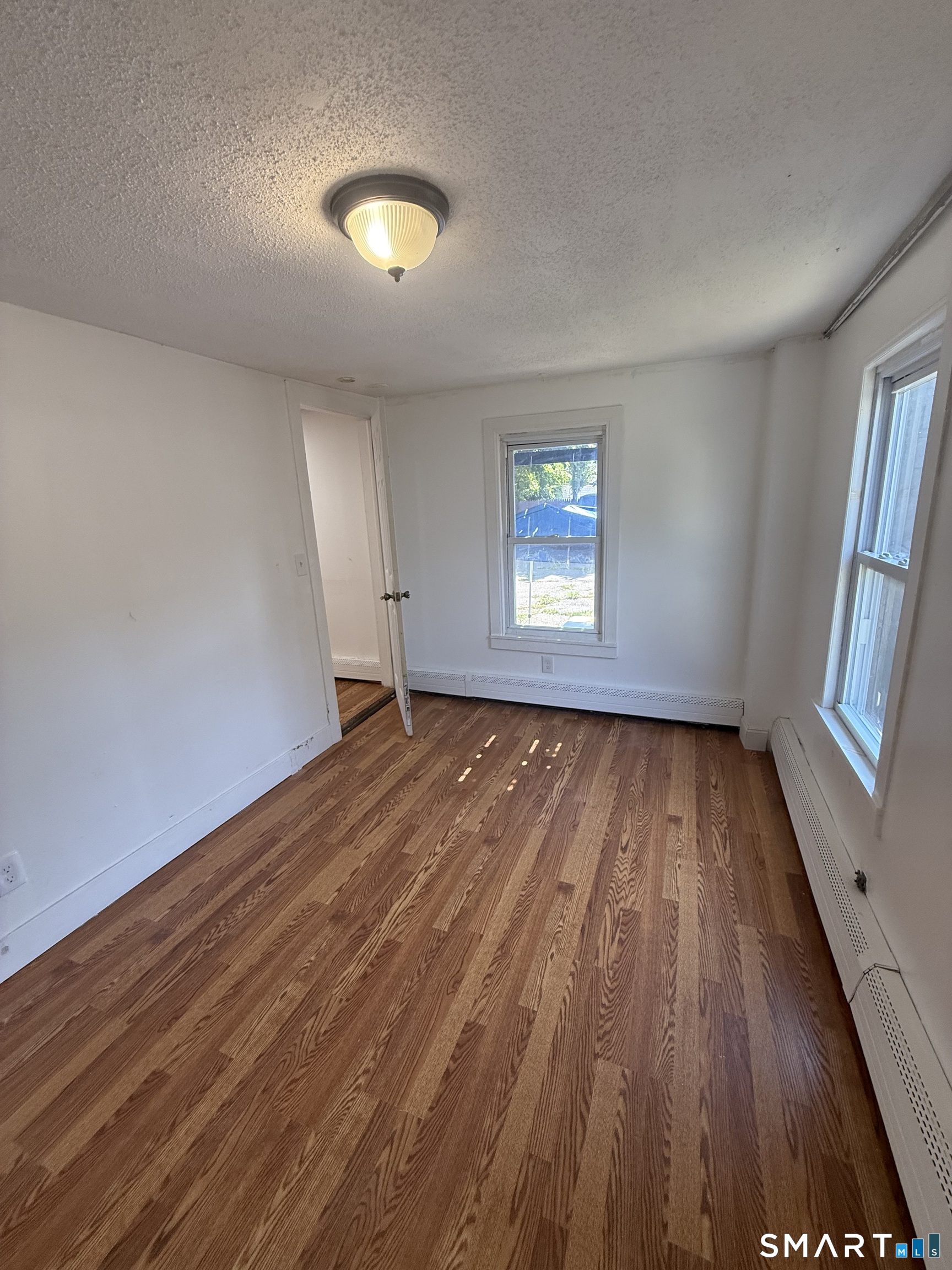 172 Dekalb Avenue Bridgeport CT 06607
