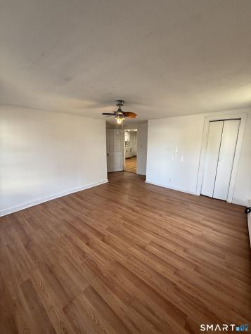 172 Dekalb Avenue Bridgeport CT 06607