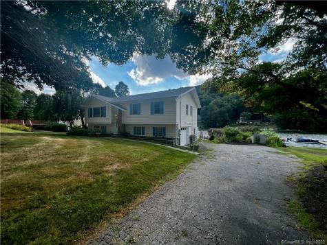 17 Pinewood Shores Sherman CT 06784