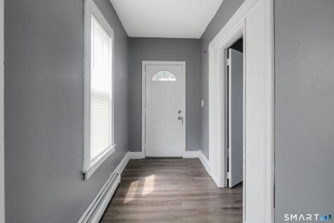 32 Lenox Street Hartford CT 06112