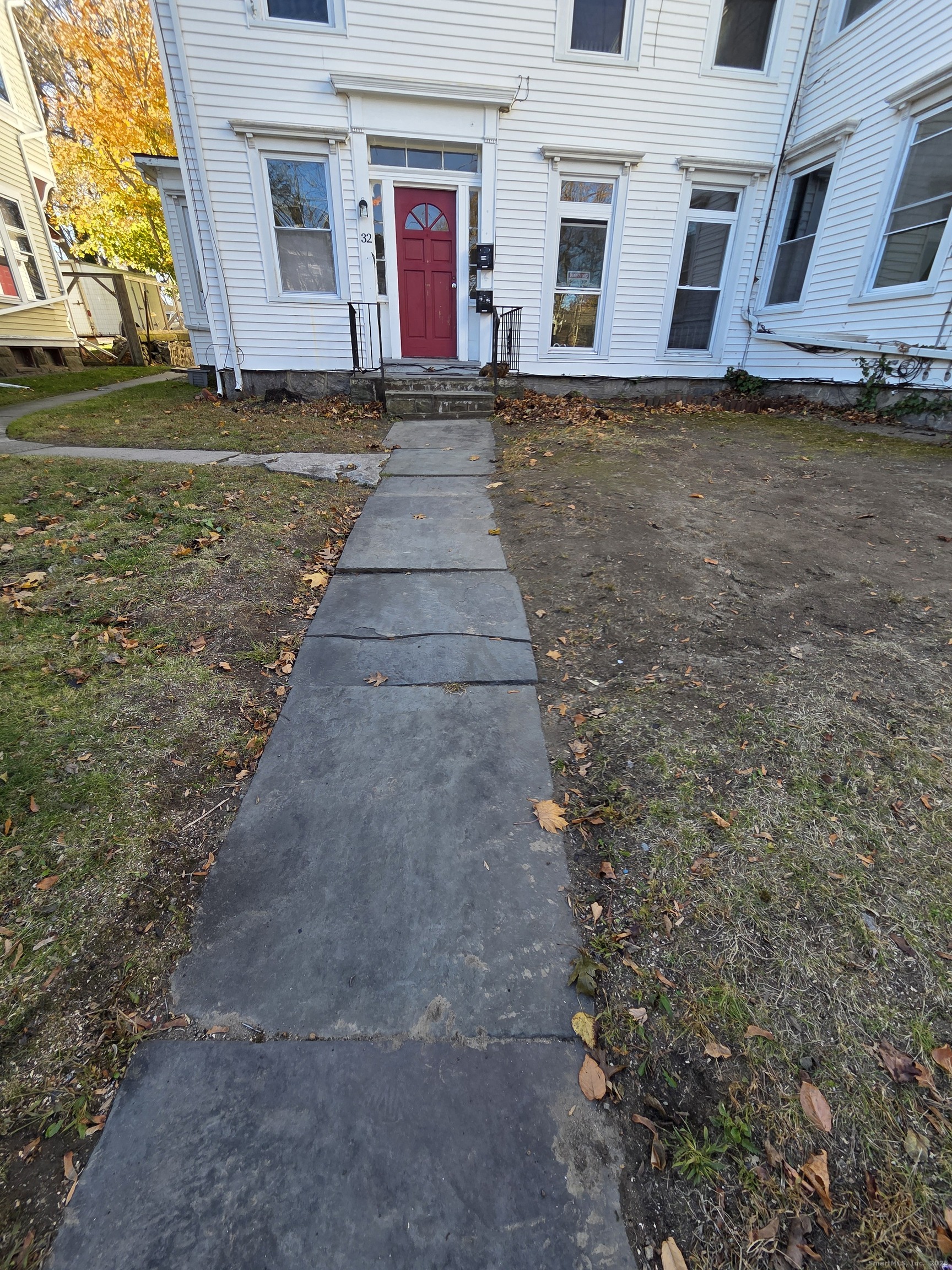 32 Channing Street New London CT 06320