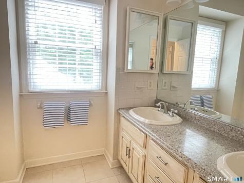 58 Heritage Lane Stamford CT 06903