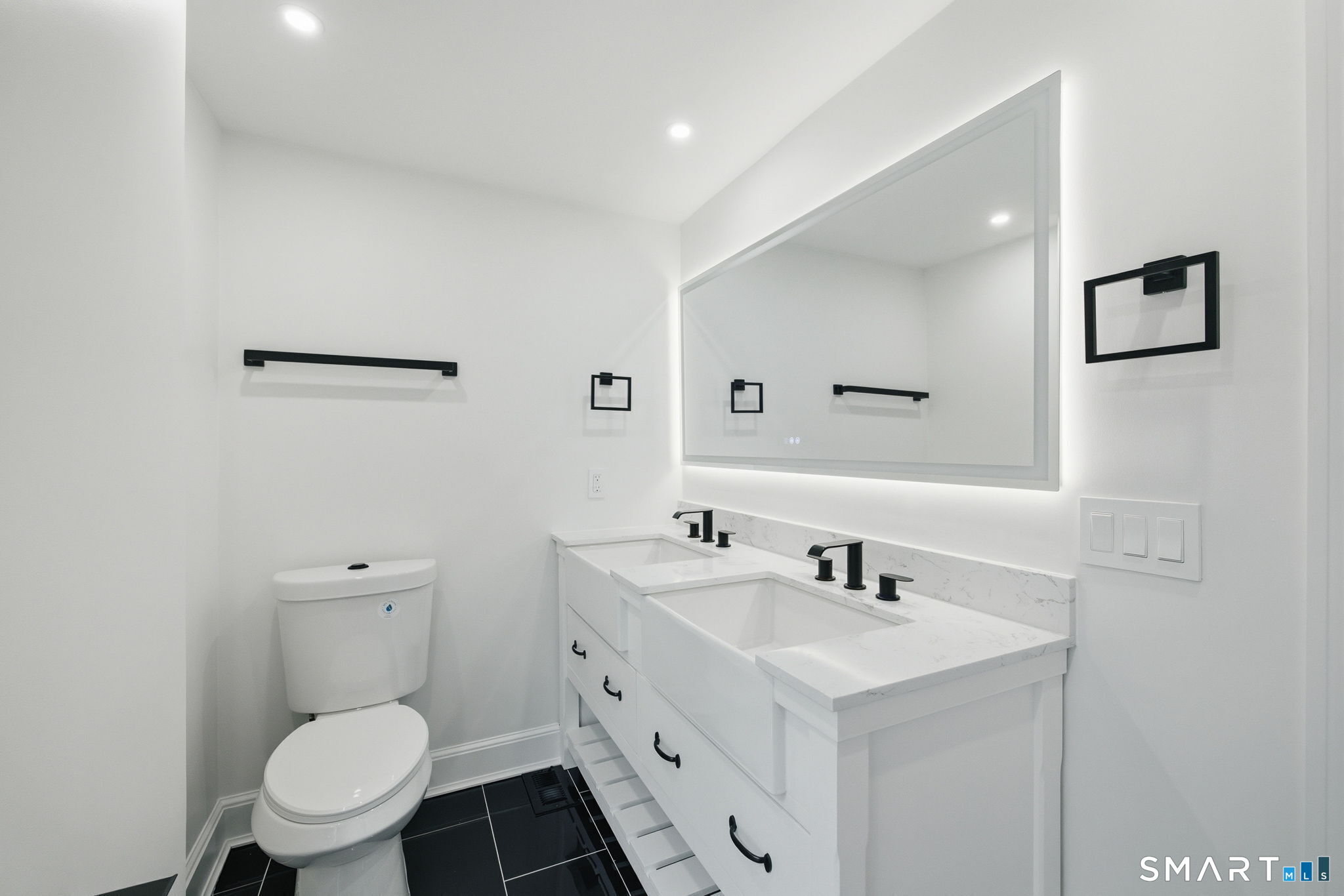 1 Tulip Tree Lane Norwalk CT 06851