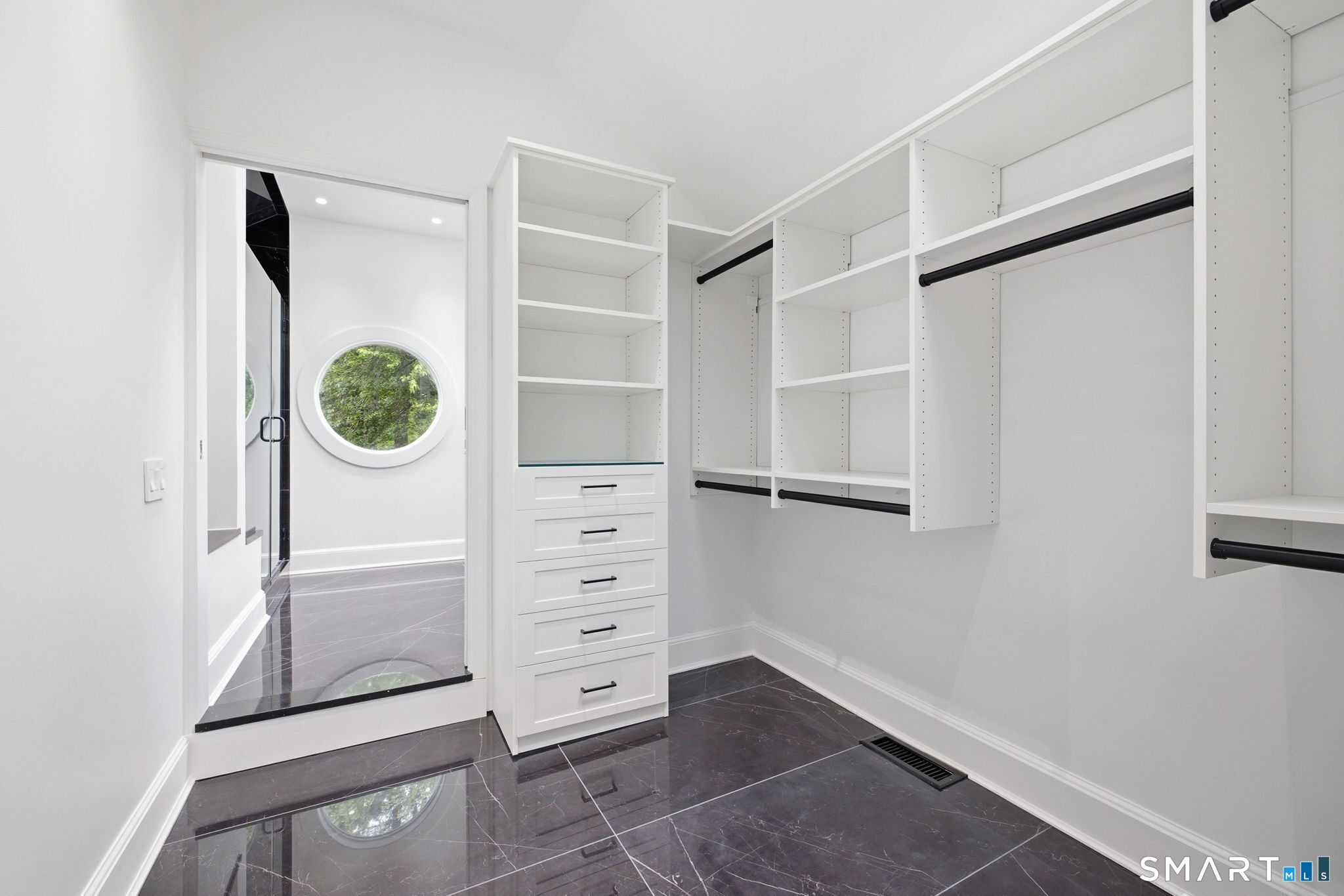 1 Tulip Tree Lane Norwalk CT 06851