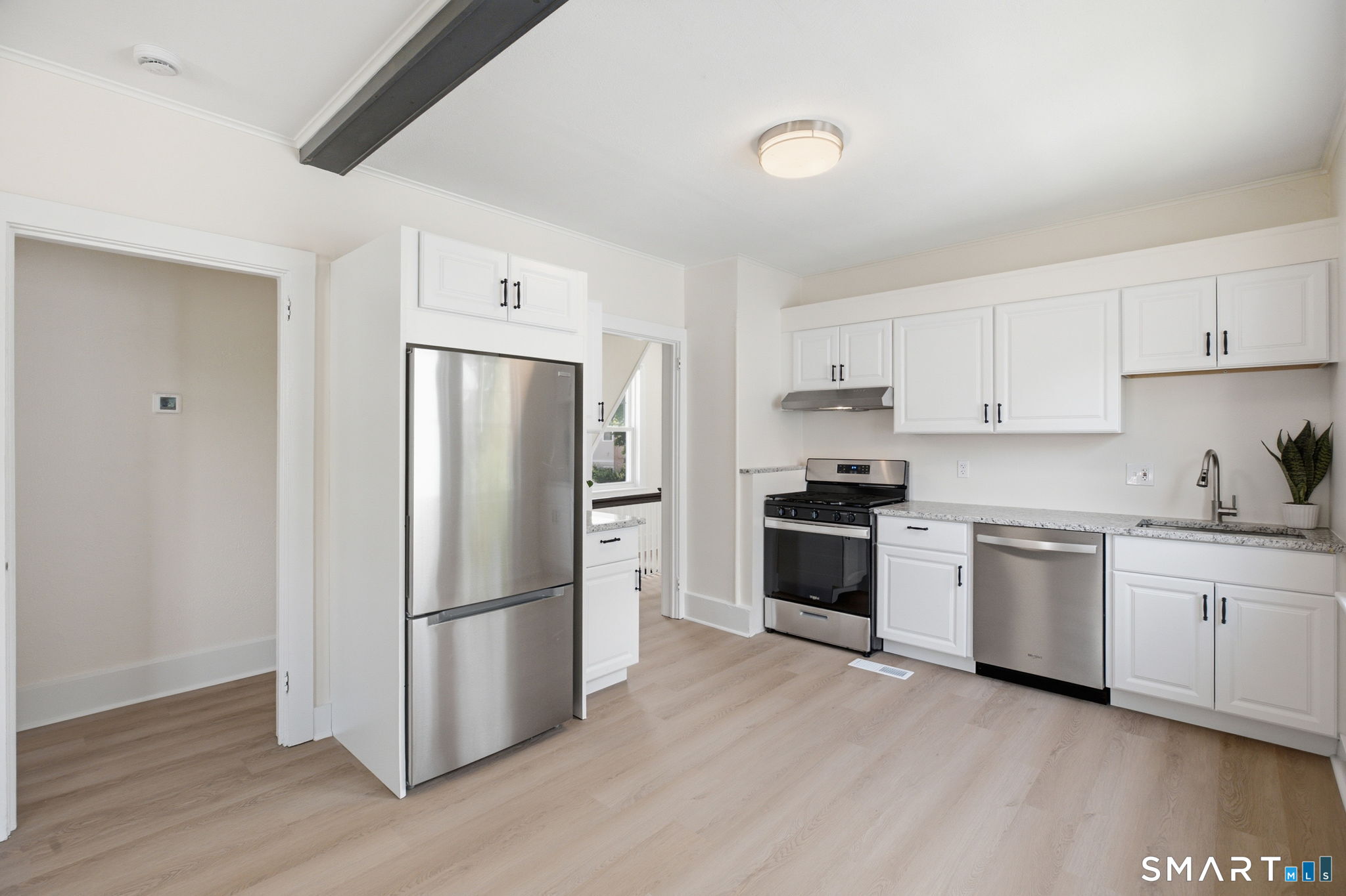 84 Sherwood Place Greenwich CT 06830
