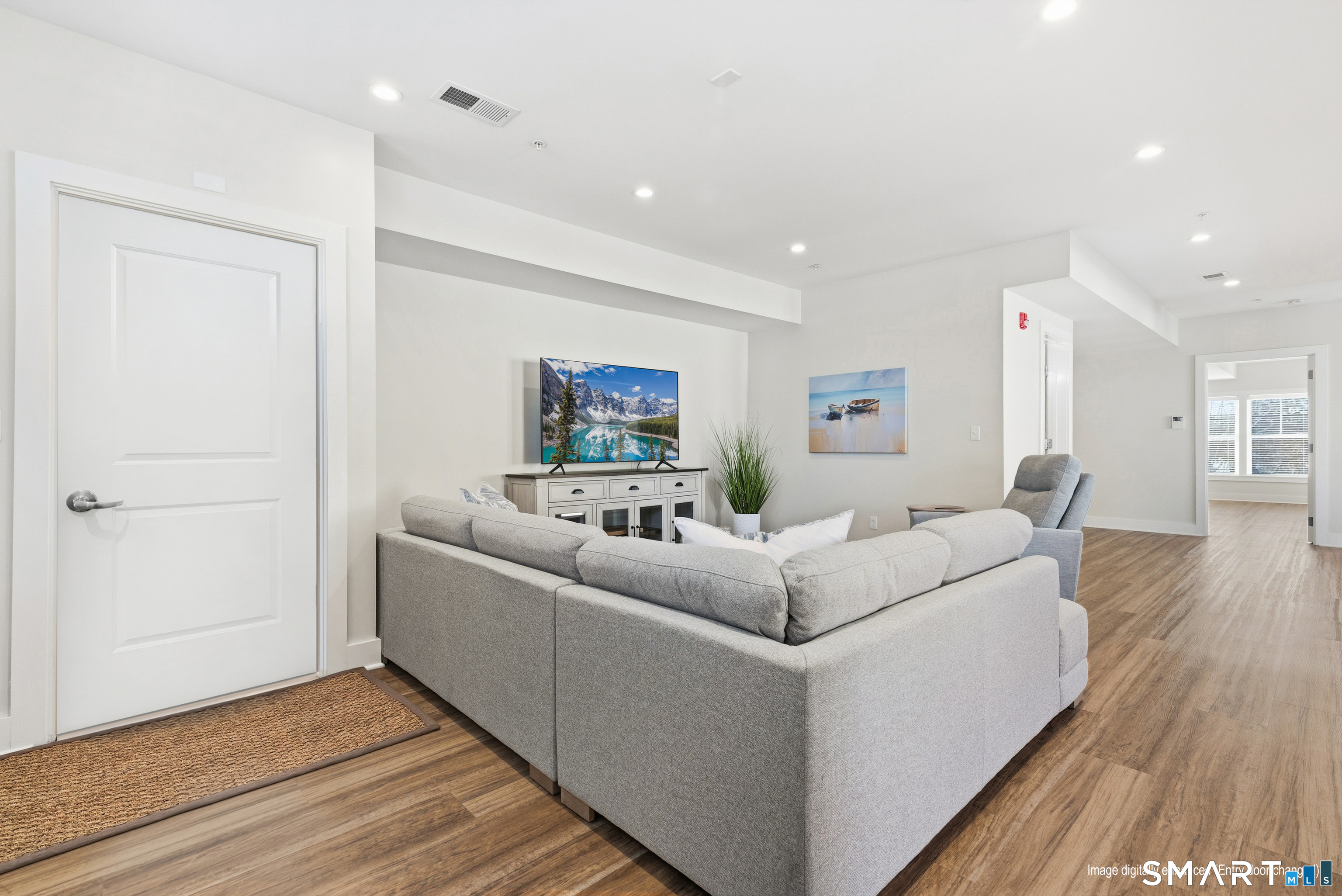 82 Wall Street Madison CT 06443