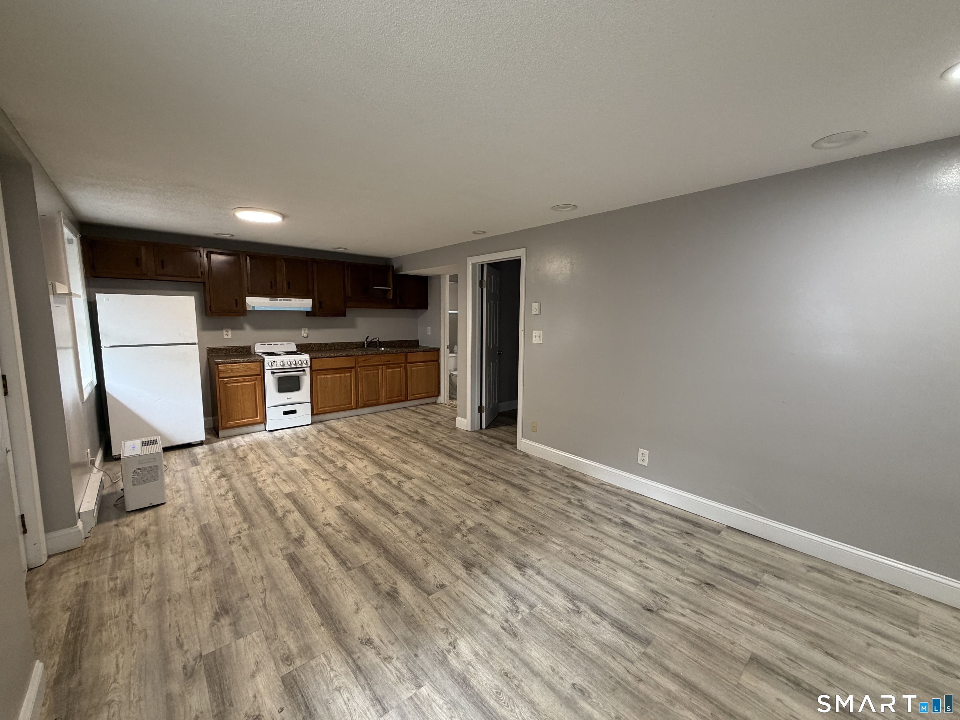 54 Monroe Street Branford CT 06405