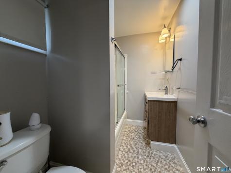 54 Monroe Street Branford CT 06405