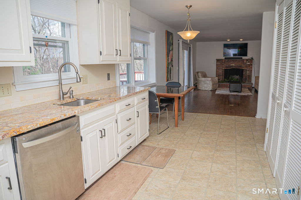 100 White Birch Drive Guilford CT 06437