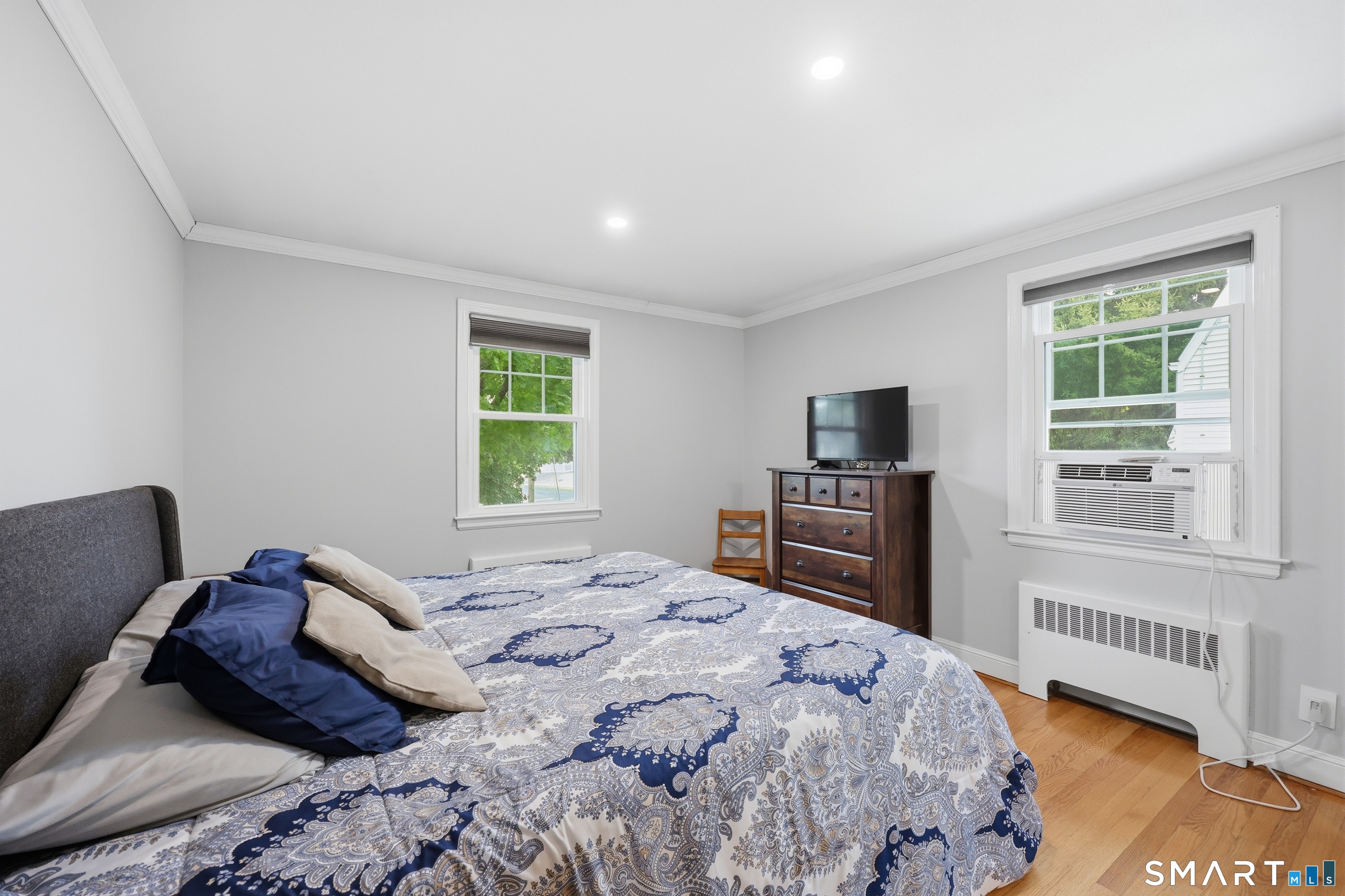 370 South Main Street West Hartford CT 06107