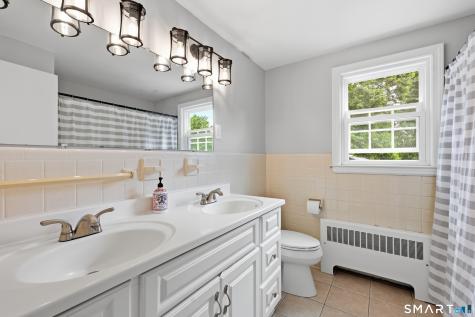 370 South Main Street West Hartford CT 06107