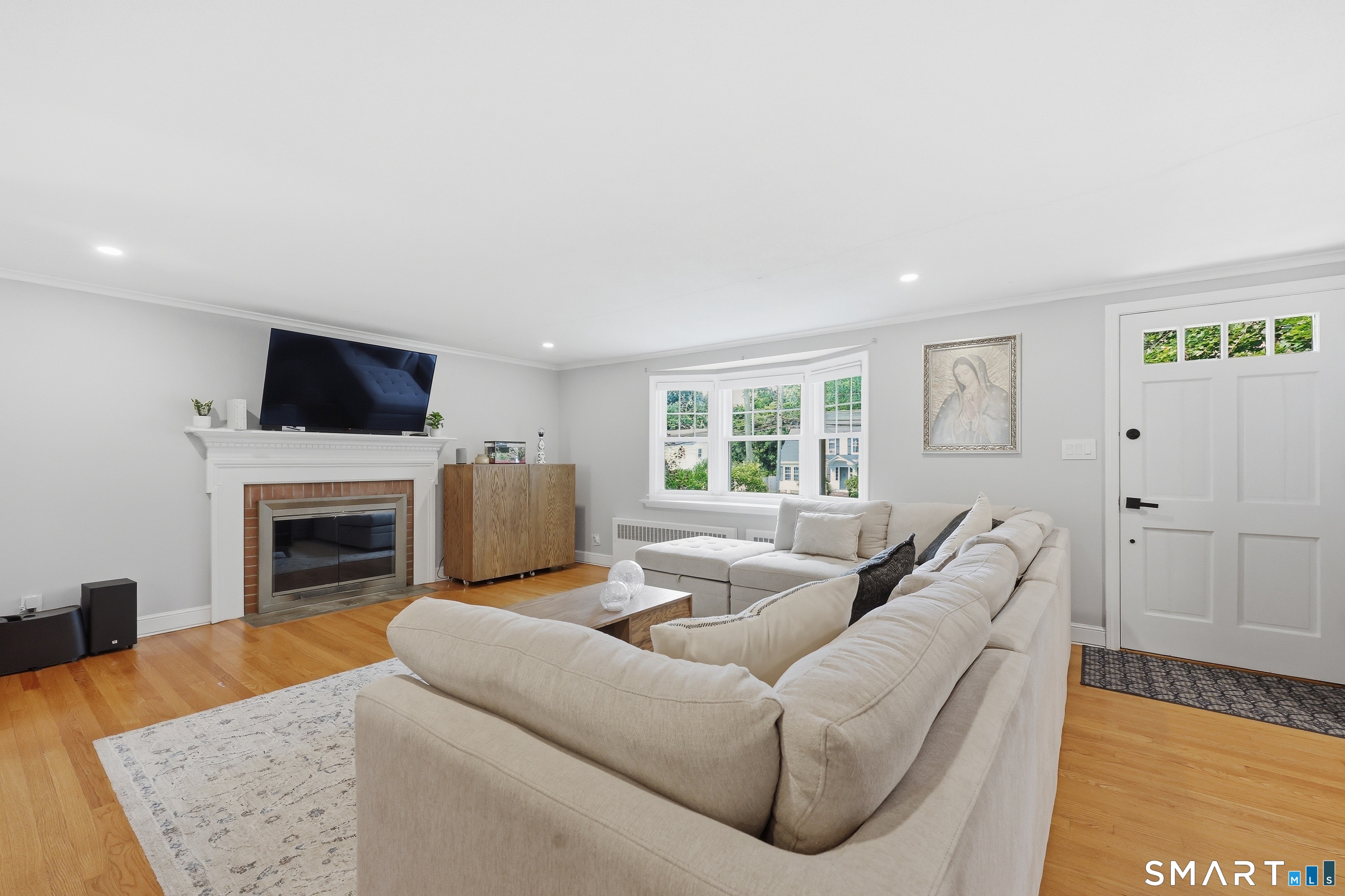 370 South Main Street West Hartford CT 06107