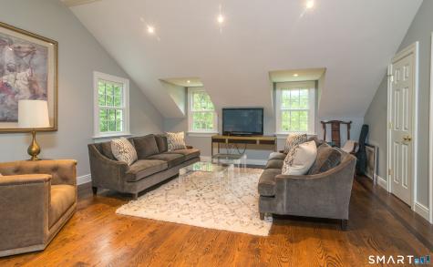 36 Kingswood Place Ridgefield CT 06877