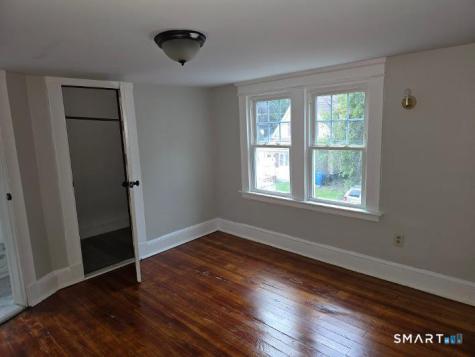 18 Huntingdon Place Waterbury CT 06708