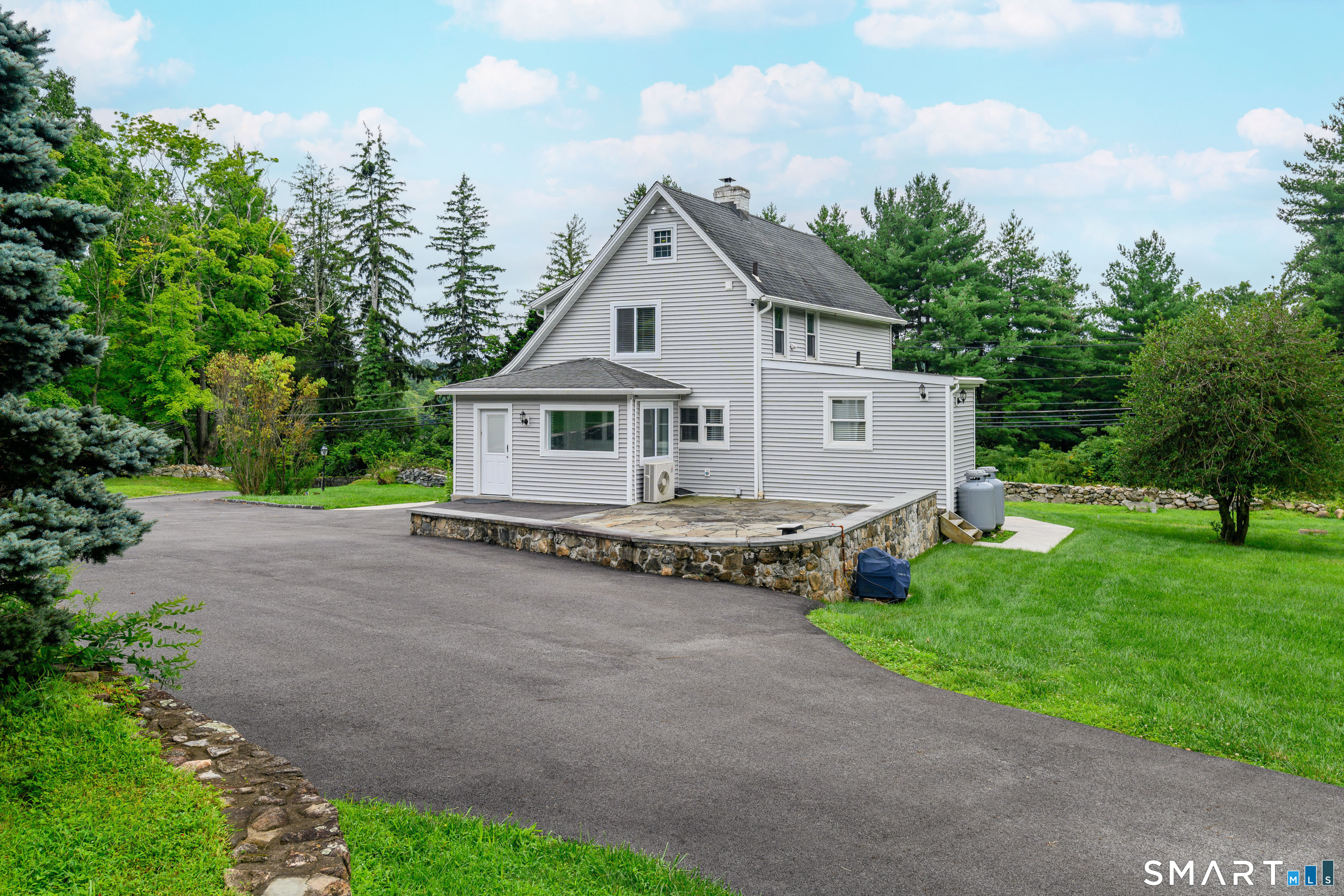 47 Middle River Road Danbury CT 06811