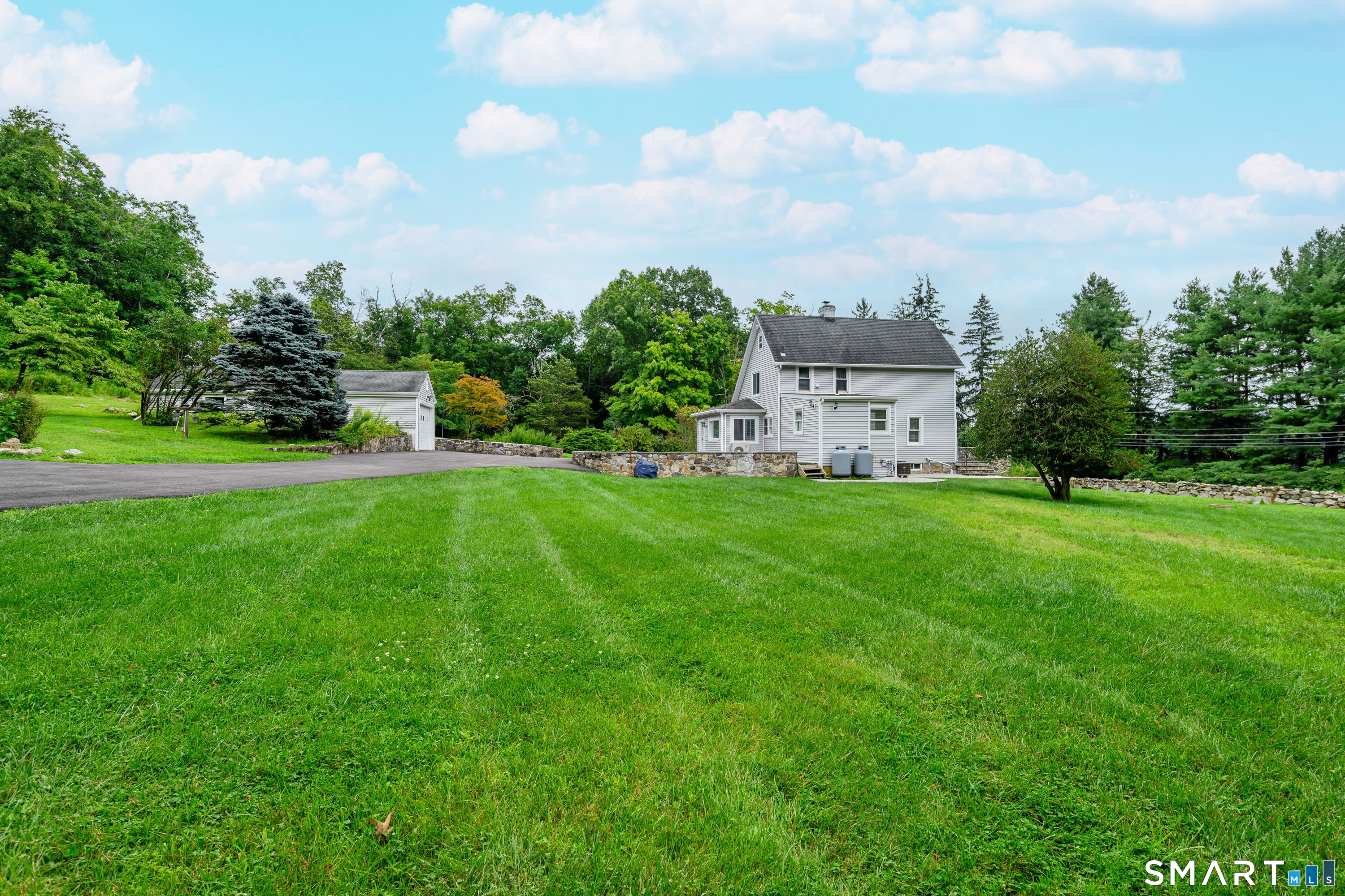 47 Middle River Road Danbury CT 06811