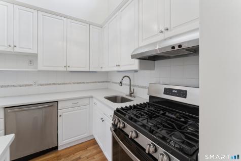 82 Olcott Way Ridgefield CT 06877