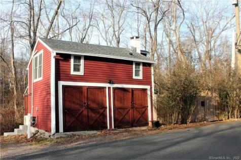 21 Hoydens Hill Road Fairfield CT 06824