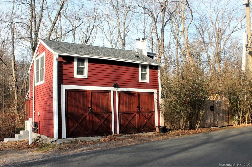 21 Hoydens Hill Road Fairfield CT 06824