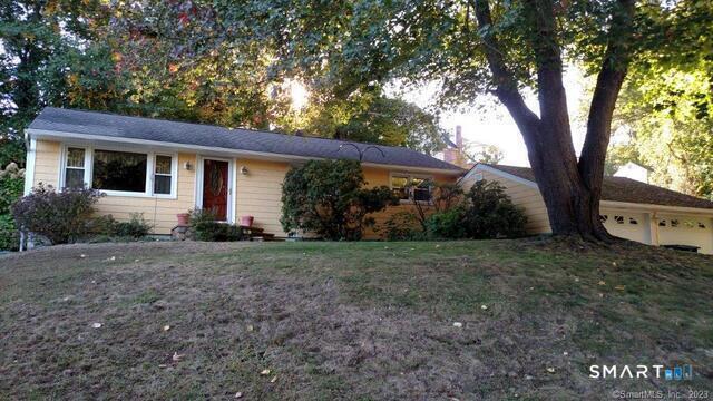 19 Sunshine Road Waterford CT 06375