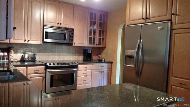 19 Sunshine Road Waterford CT 06375