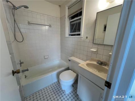 122 Seaside Avenue Stamford CT 06902