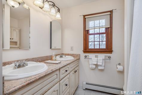 25 Key Rock Road Newtown CT 06470