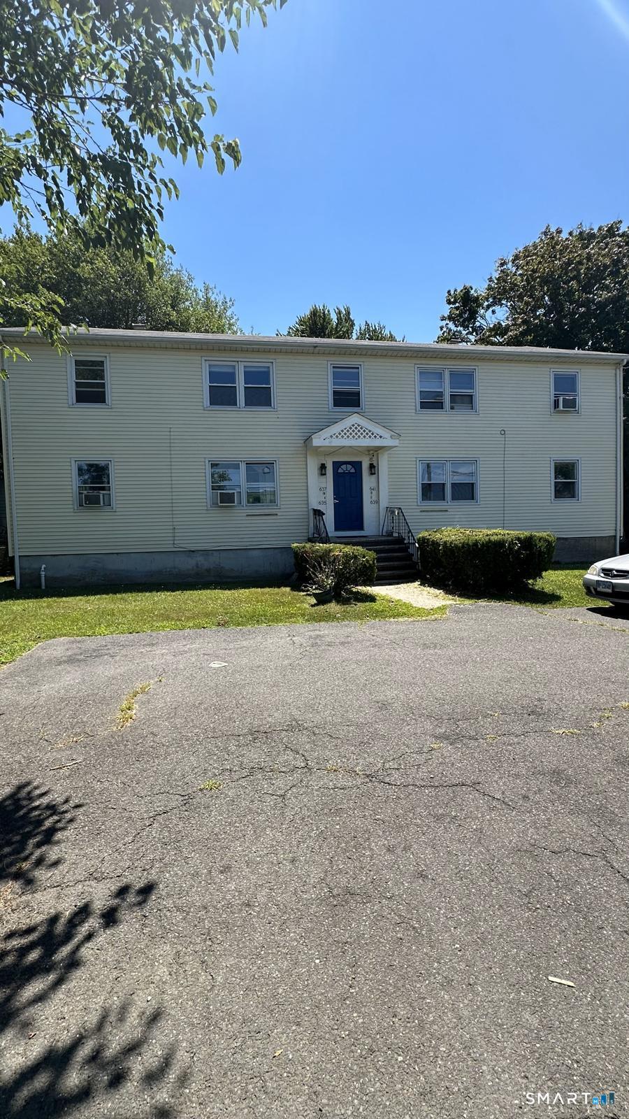 635 Canfield Ext Avenue Bridgeport CT 06604