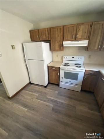 302 Boston Post Road Waterford CT 06385