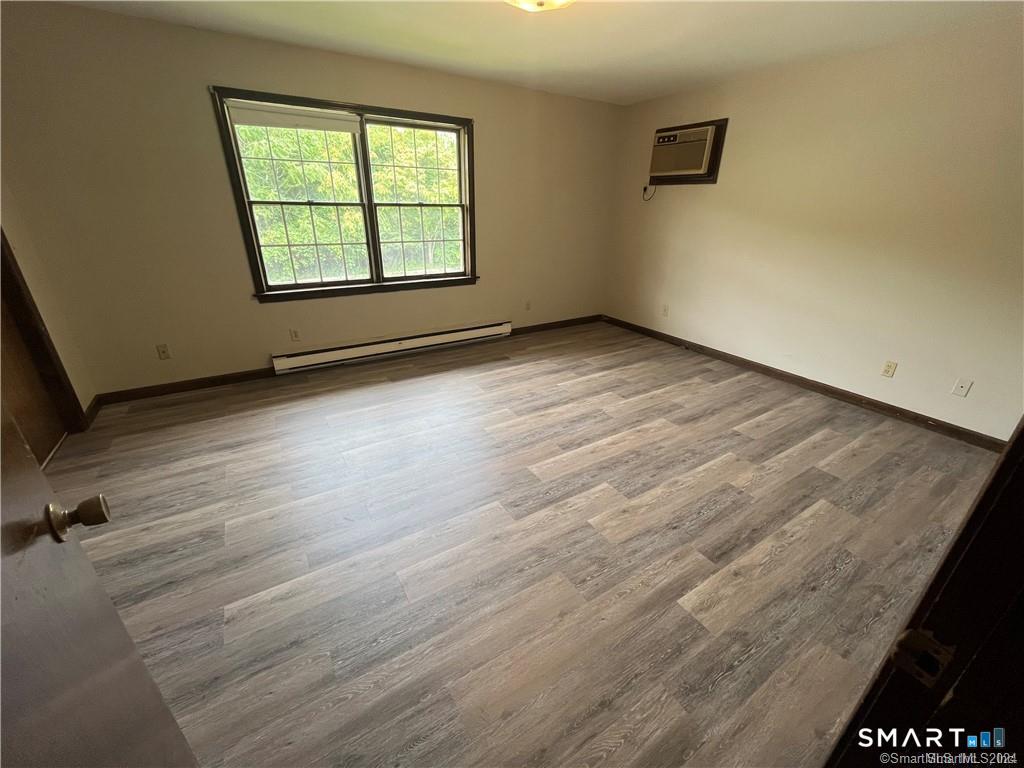 302 Boston Post Road Waterford CT 06385