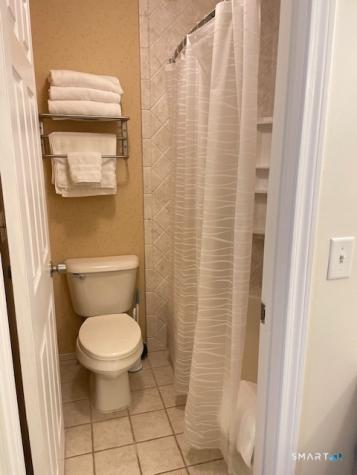 221 Old Pond Lane Norwich CT 06360