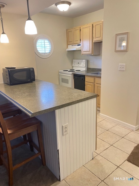 221 Old Pond Lane Norwich CT 06360