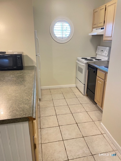 221 Old Pond Lane Norwich CT 06360