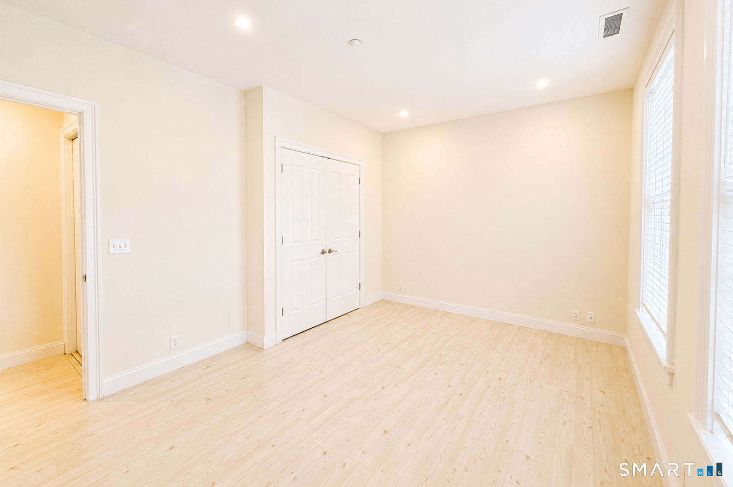 1015 Boston Post Road Darien CT 06820